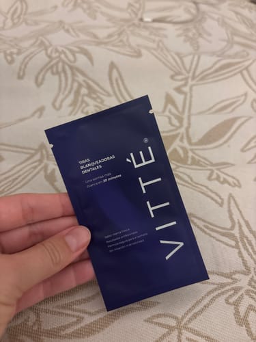 Customer photo review of Tiras Blanqueadoras VITTÉ Pack 14 días
