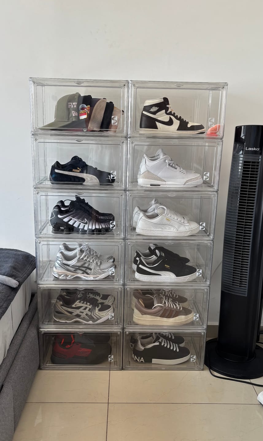 Customer photo review of Playoff Box - Cajas Transparentes Premium Para Sneakers Cierre Magnético Apertura Lateral
