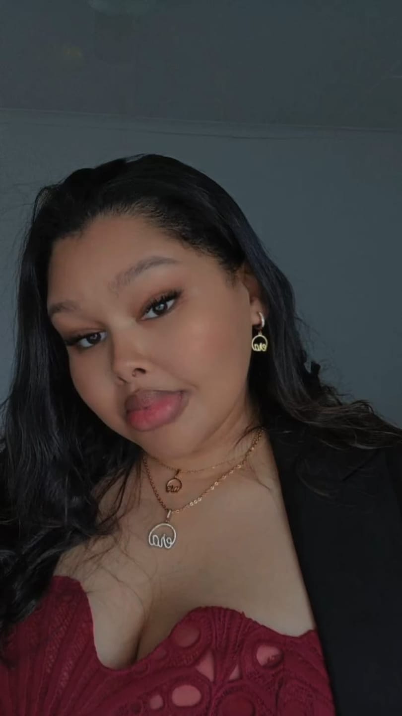 Customer photo review of Gold Precious Logo Necklace