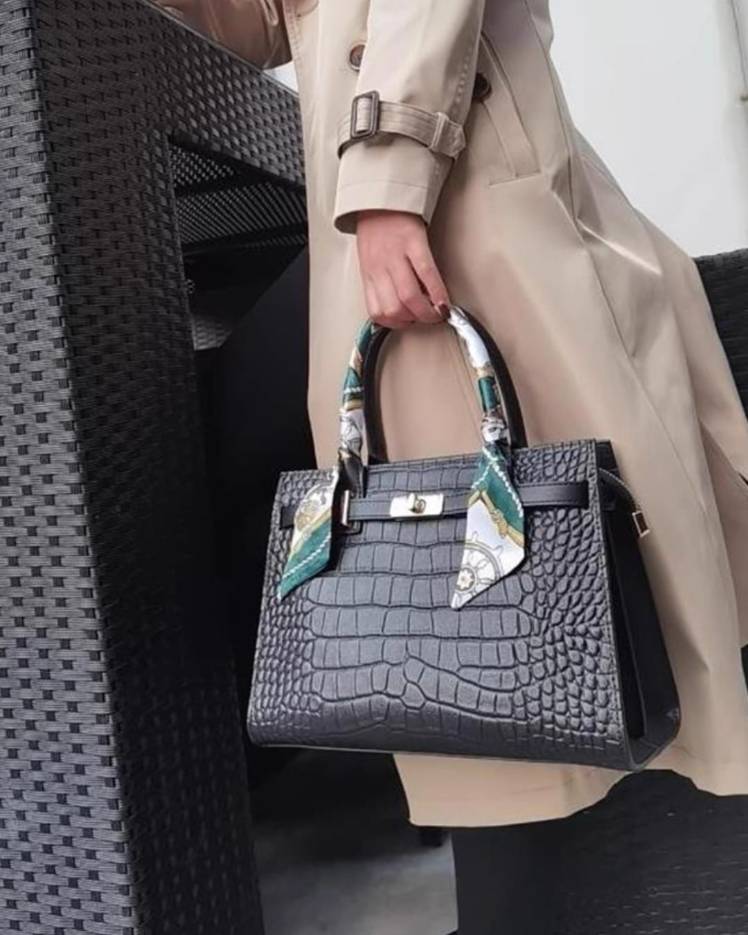 Customer photo review of Tang Red 27 Obsidian Crocodile-Embossed Tote