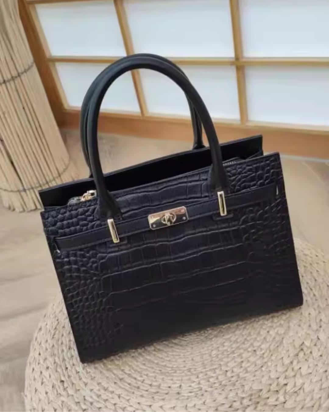 Customer photo review of Tang Red 27 Obsidian Crocodile-Embossed Tote