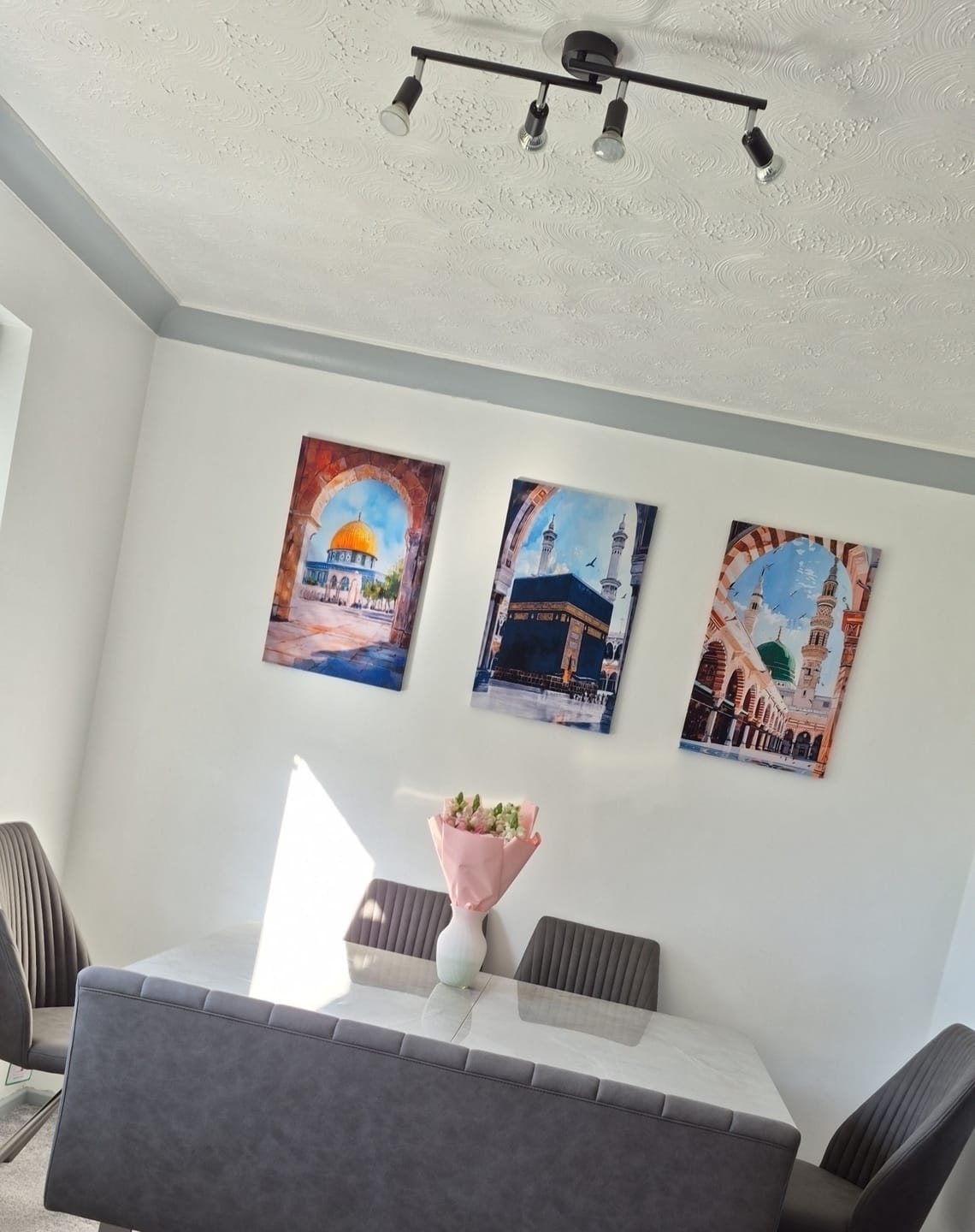 Customer photo review of SubhanAllah – Abstract Calligraphy Canvas