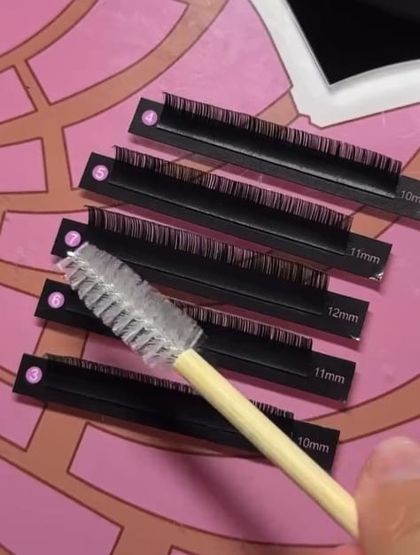Customer photo review of Cashmere Volume Lash Extensions 0.03mm