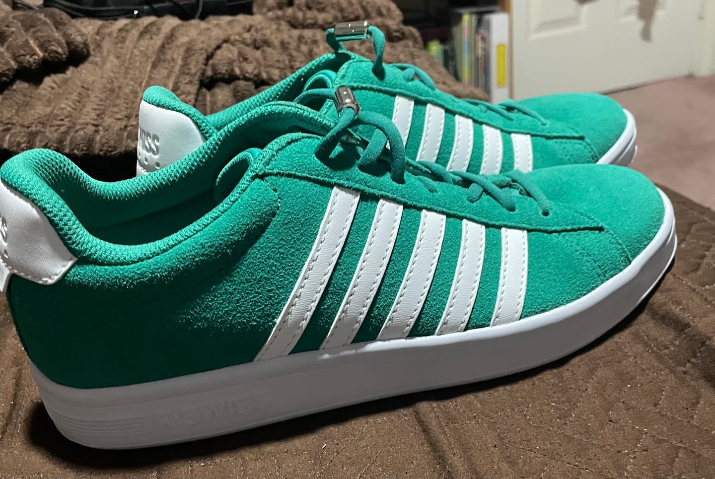 Customer photo review of 09492-381-M | COURT TIEBREAK II SDE | ALHAMBRA/WHITE