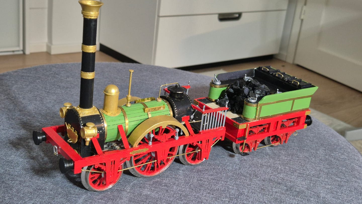Customer photo review of Maqueta Tren Adler