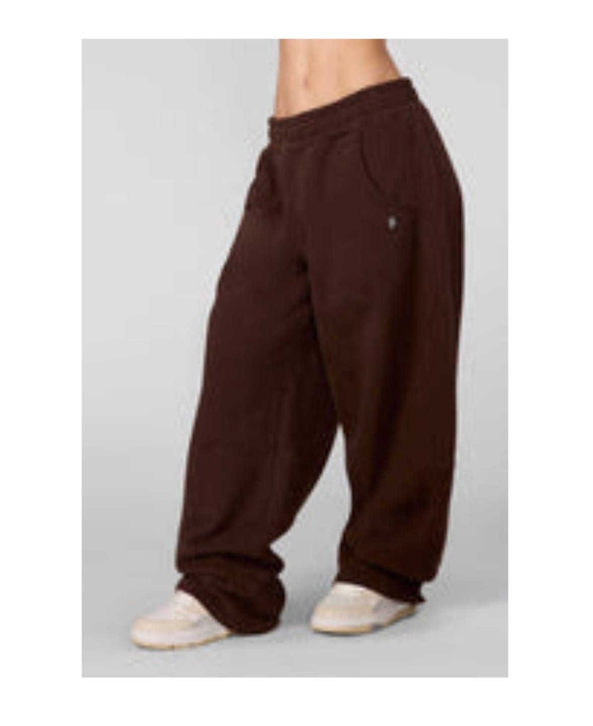 Customer photo review of W2255 - Studio Edit Barrel Jogger