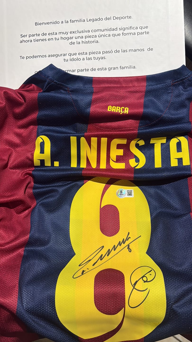 Customer photo review of Mystery Box - Visca Barça + Boleto Para Rifa Exclusiva