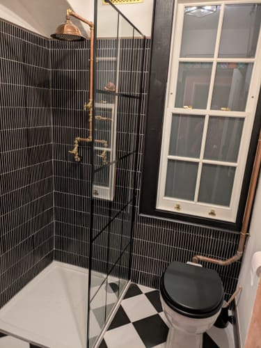 Customer photo review of Trieste 1950 x 700mm Matt Black Grid Wetroom Screen with Support Bar - 8mm Glass