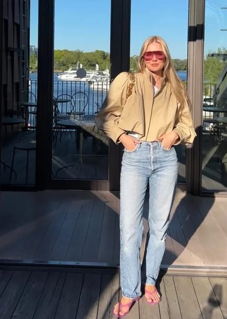 Customer photo review of Karina Cropped Pleated Jacket