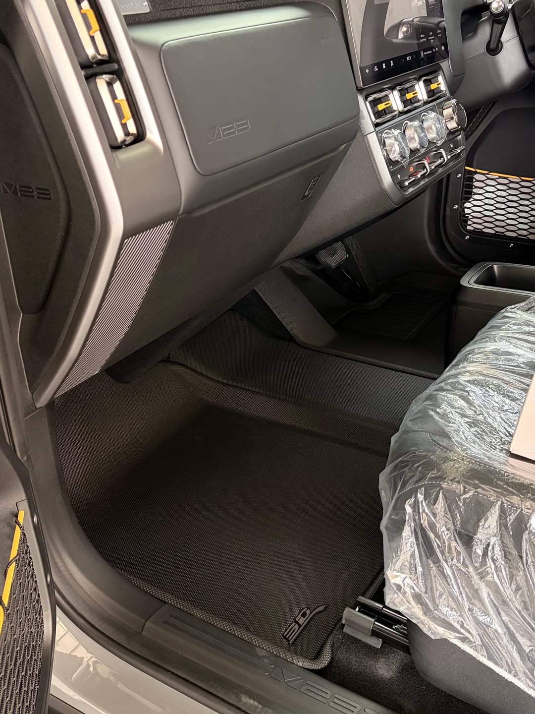 Customer photo review of ICAUR V23 [2025 - PRESENT]
