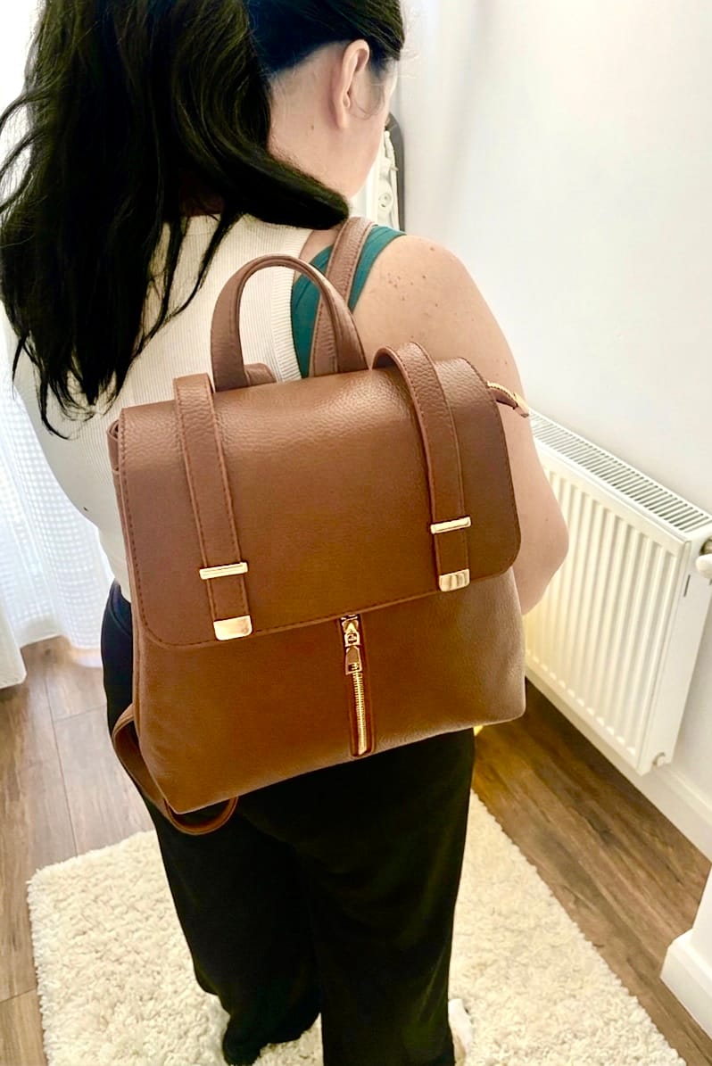 Customer photo review of Iconic24 | Kadın sırt çantası - Kahverengi