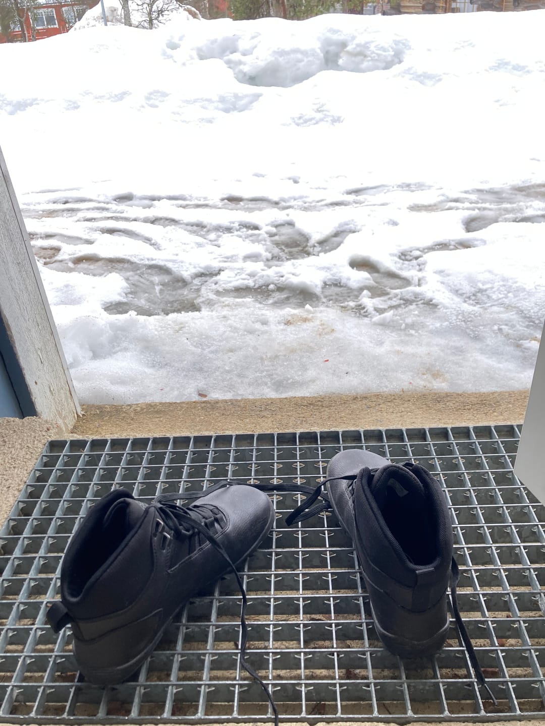 Customer photo review of Vaistoa Uoma 2 -paljasjalkavaelluskengät