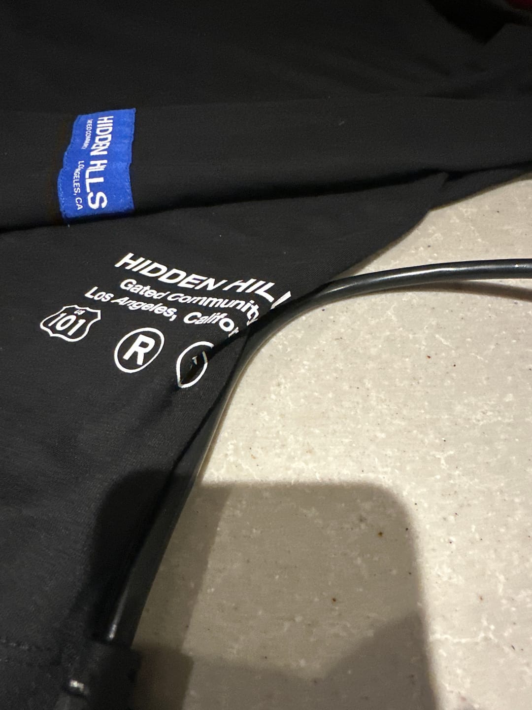 Customer photo review of LABEL LONGSLEEVE TOP BLACK