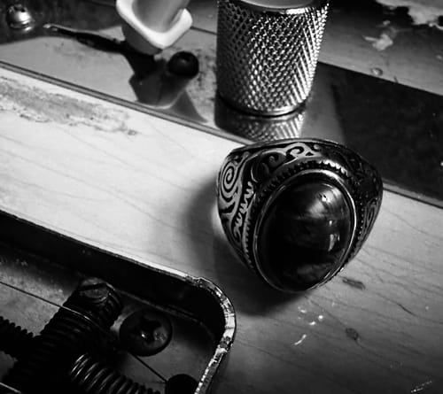 Customer photo review of BLACK EYES.