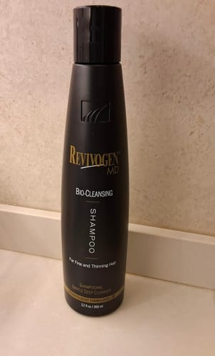 Customer photo review of REVIVOGEN MD Bio-Cleansing Shampoo