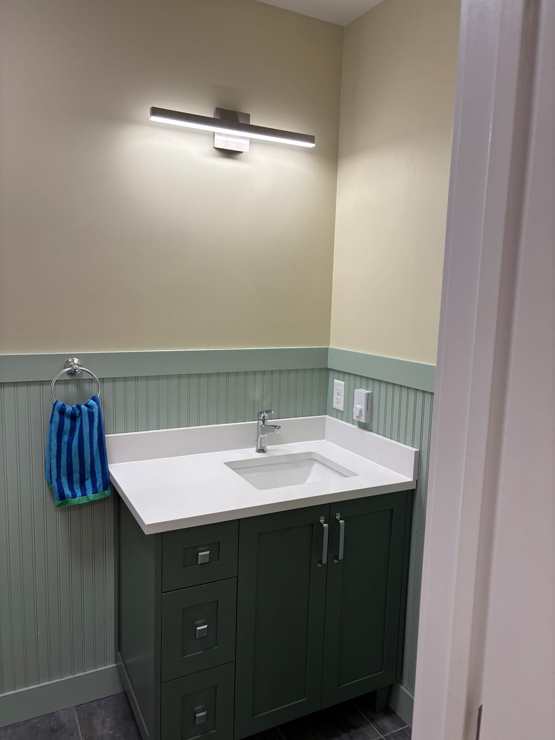 Customer photo review of Bridgeport 36" Sage Green Bathroom Vanity, Right Sink