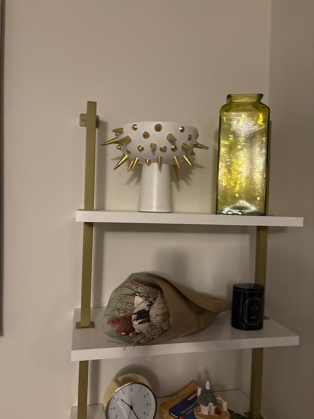 Customer photo review of Ceramic Footed Bowl Decorative Fruit Holder