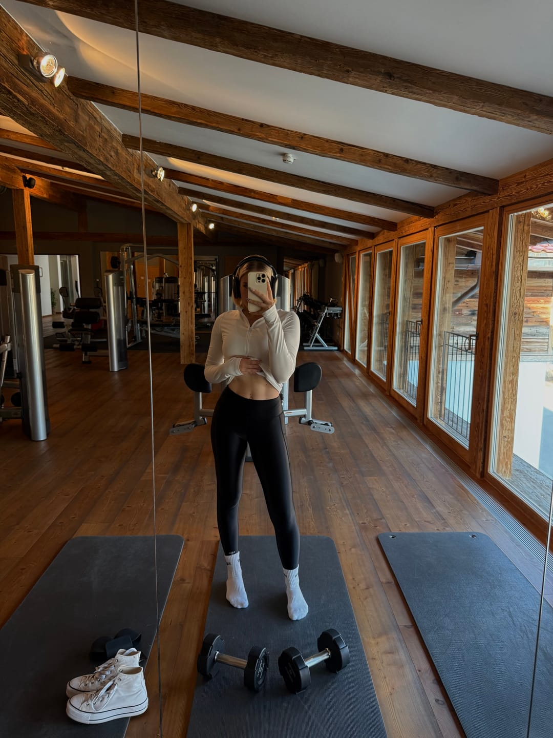 Customer photo review of Elegant Leggings shine