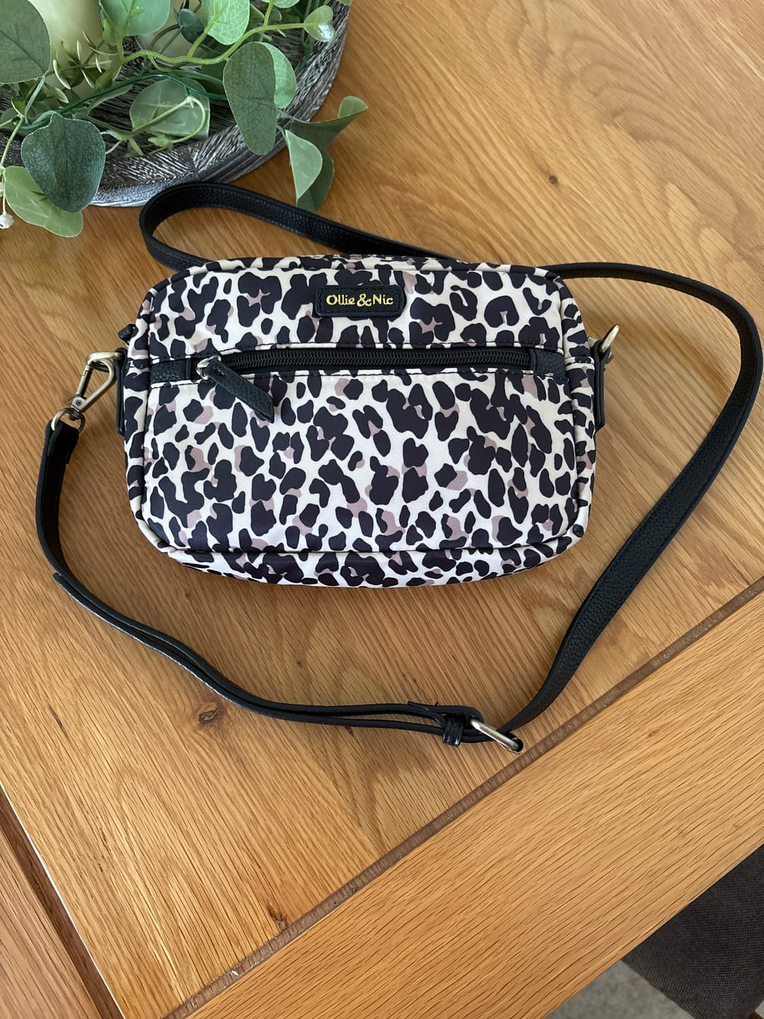 Customer photo review of Gigi Crossbody - Leopard