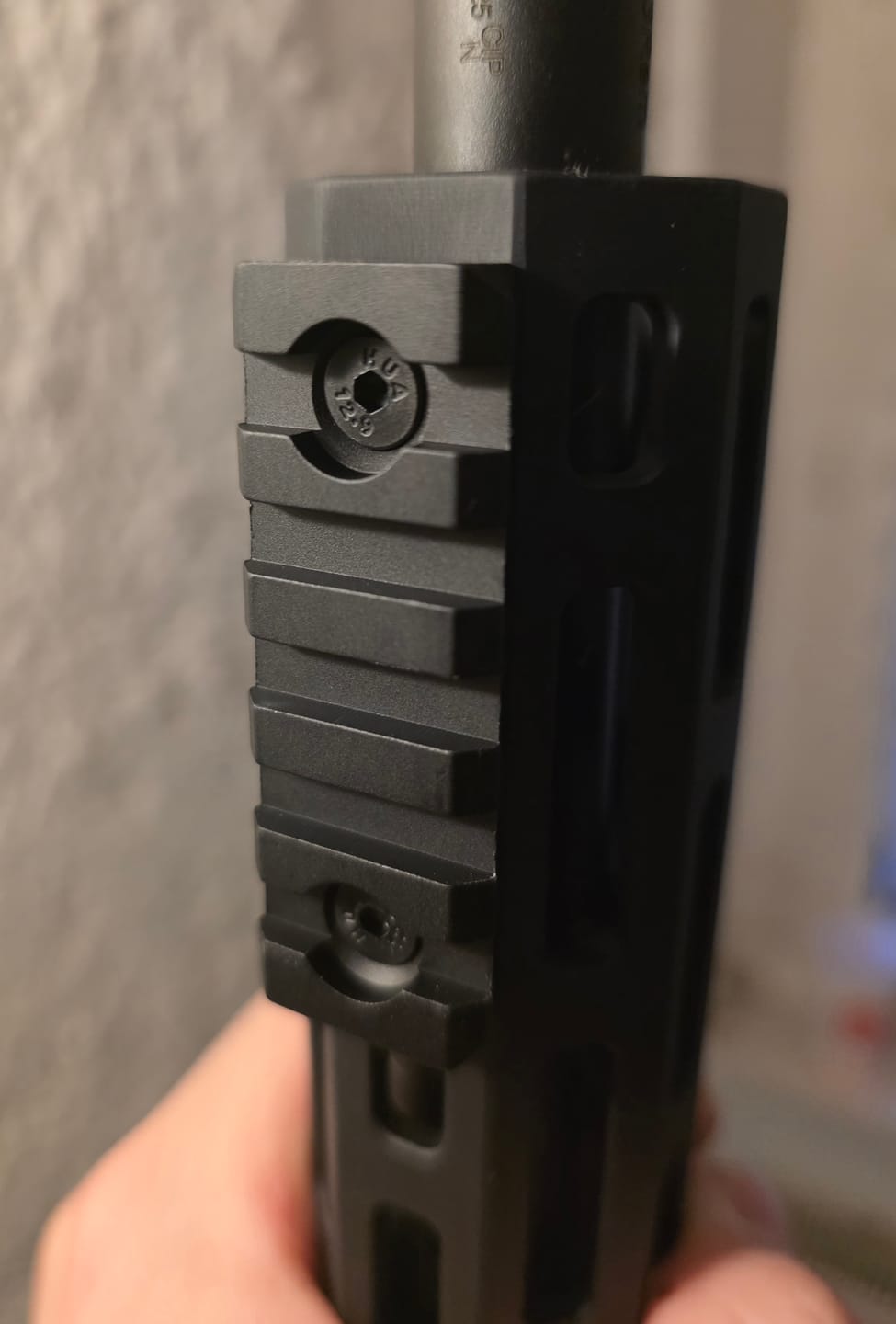 Customer photo review of Vector Optics 21mm MLOK Schiene Länge wählbar