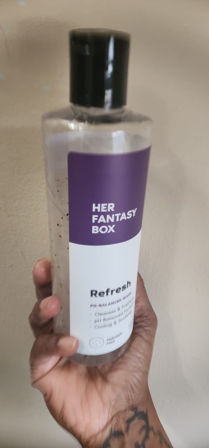 Customer photo review of Refresh Plant Based Yoni Gel Wash (pH Balancing) - 3 pk