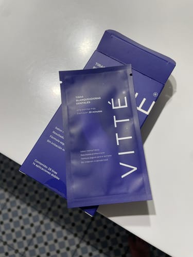 Customer photo review of Tiras Blanqueadoras VITTÉ Pack 14 días