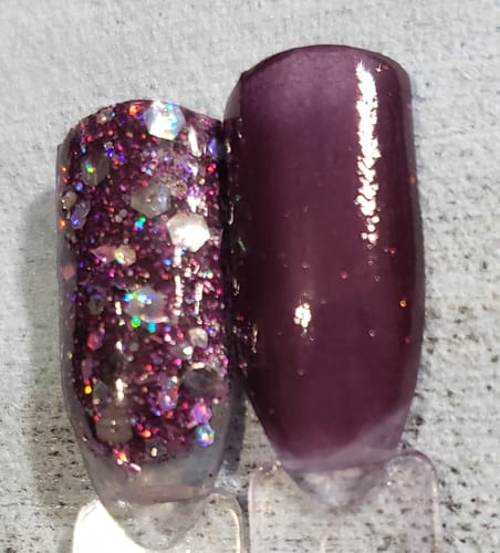 Customer photo review of D368 Vamp Purple Crème Dip Powder