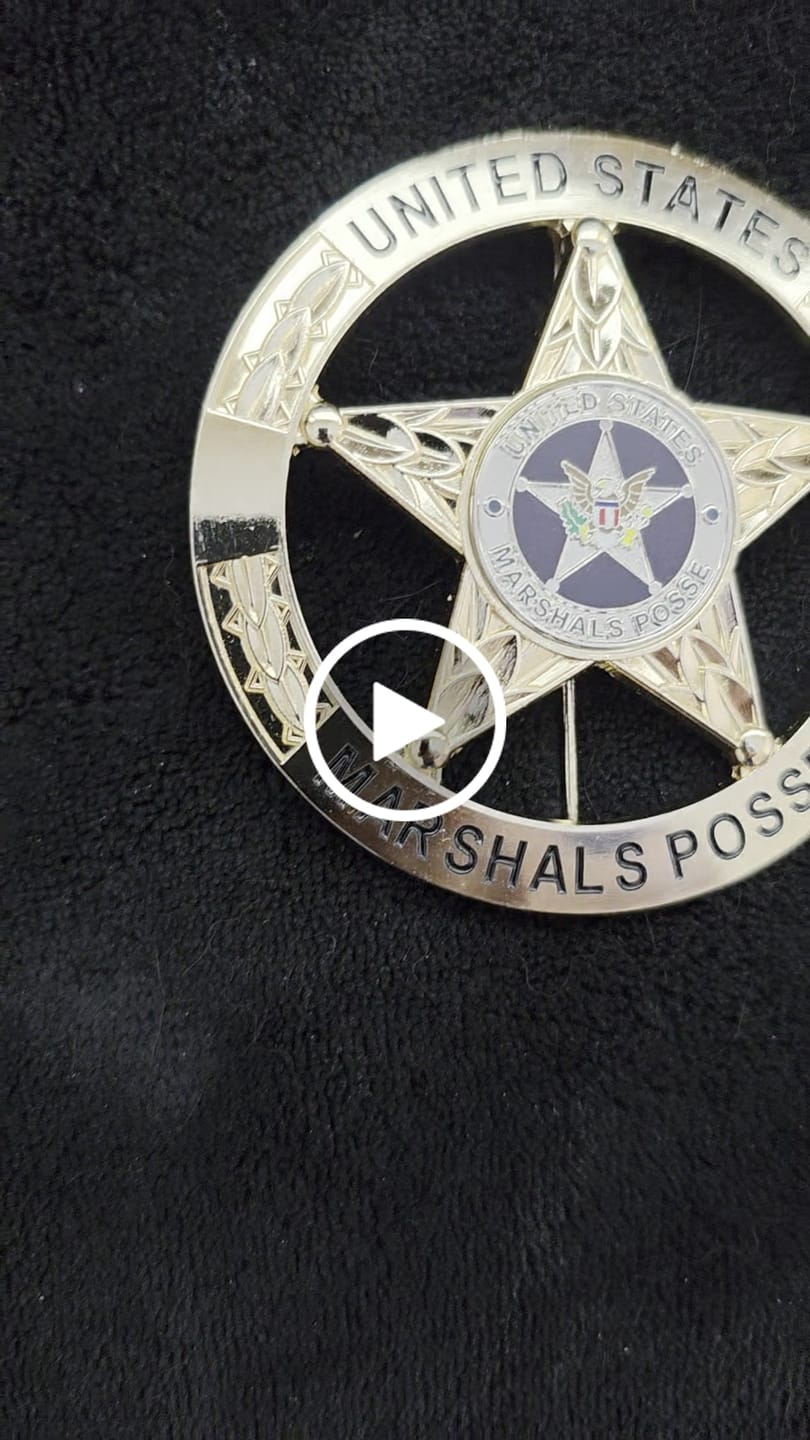Customer video review of Customizable Badge BA29