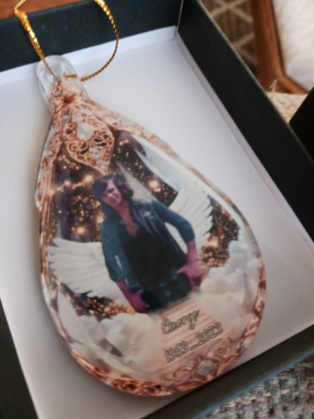 Customer photo review of Custom Photo Car Ornament - Personalized Christmas Memorial Sympathy Gifts For Loss Of Mom, Dad