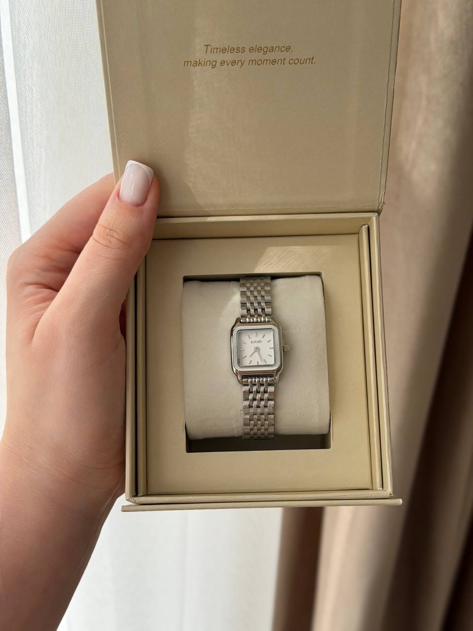 Customer photo review of Macy Petite Silver White