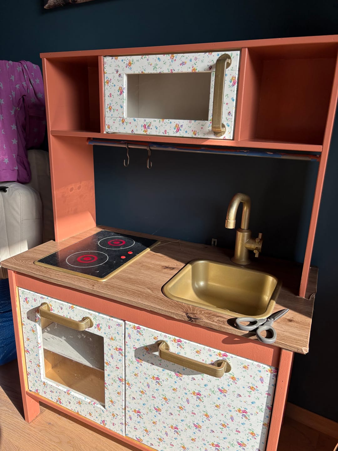 Customer photo review of Artisan Oak kontaktplast