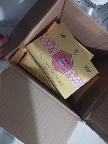 Reseña con foto de un cliente sobre Paquete de 5 Cajas de Royal Honey - 60 Sobres de Potencia Natural para Revendedores
