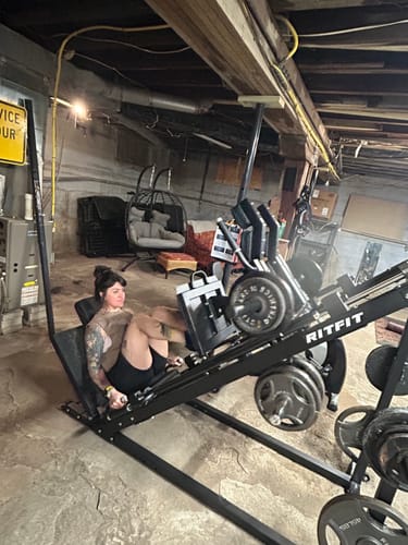 Customer photo review of RitFit GAZELLE 3-in-1 Leg Press Hack Squat Machine for Home Gym