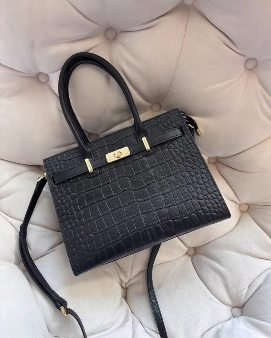 Customer photo review of Tang Red 27 Obsidian Crocodile-Embossed Tote