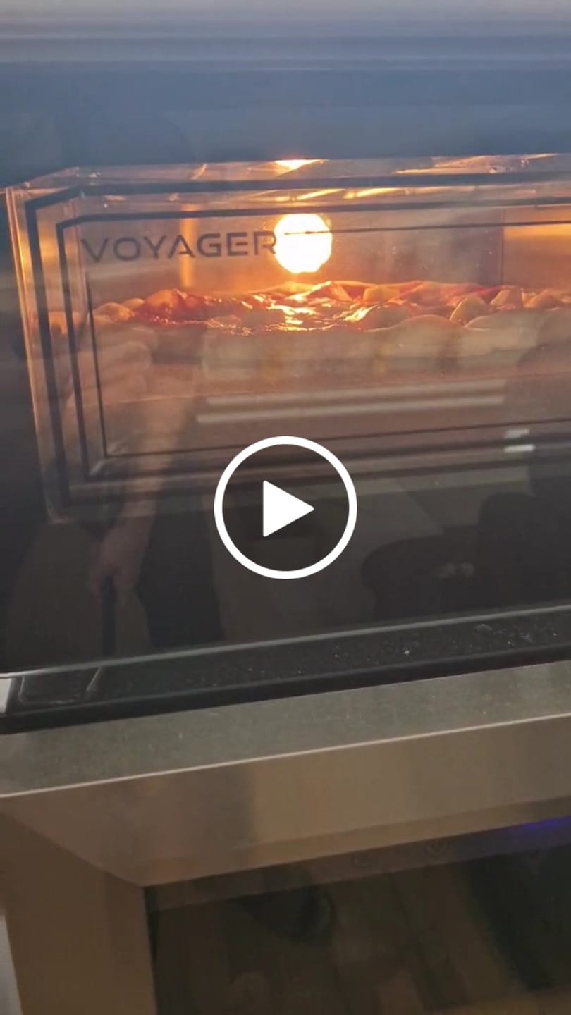 Customer video review of Macte Ovens Voyager TWIN ADVANCED| Forno pizza elettrico