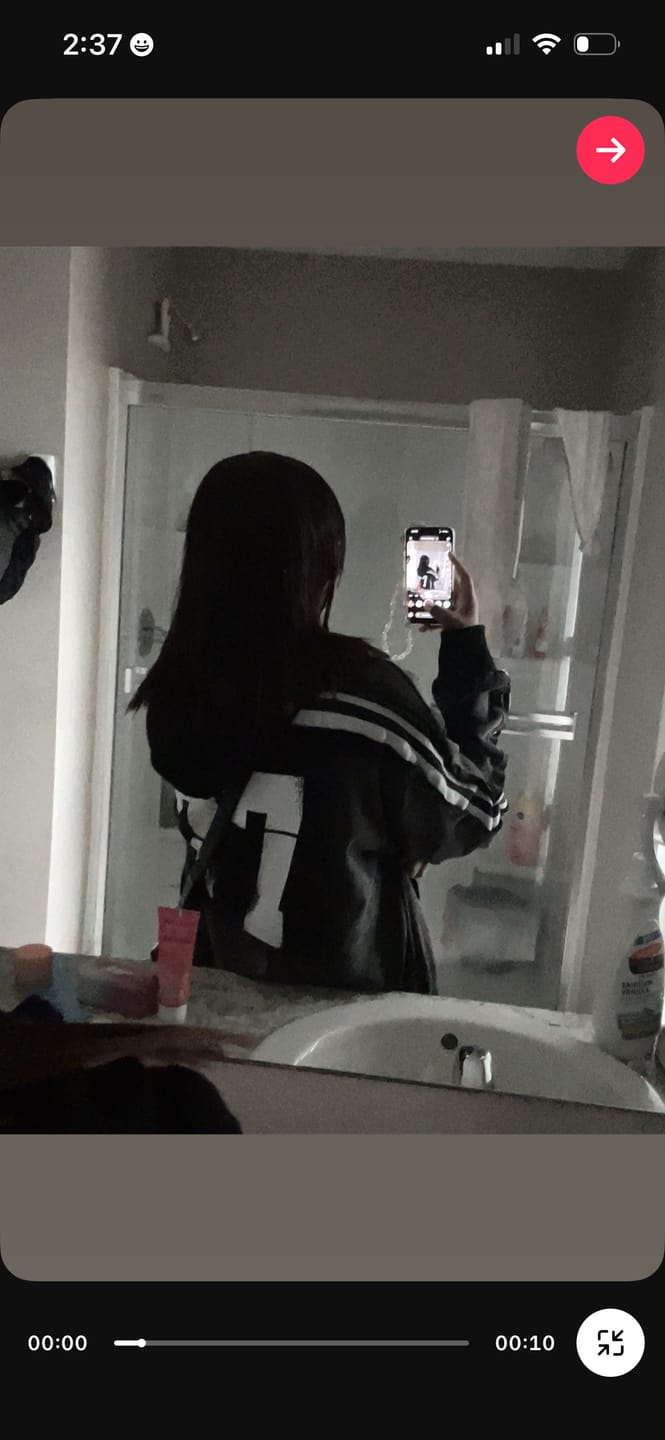 Customer photo review of Aelfric Eden Boxy fit 77 Stripe Zip Hoodie – Acid Wash