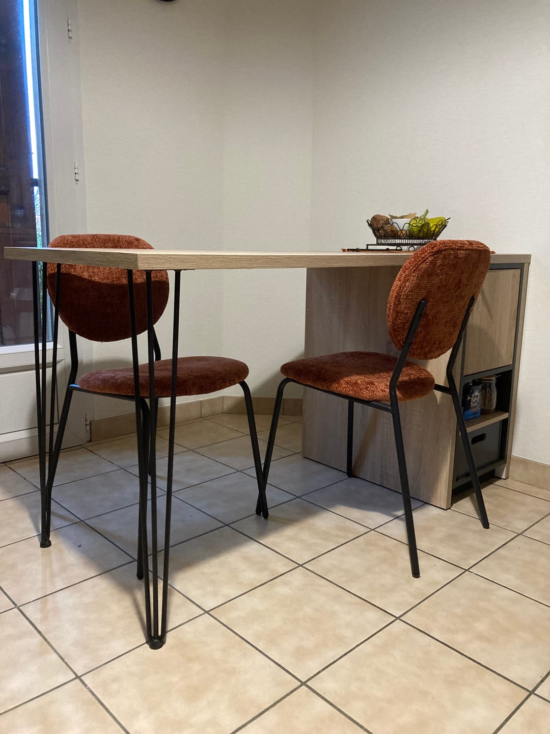 Customer photo review of SUZUKA - Lot de 2 chaises scandinaves en métal et tissu terracotta