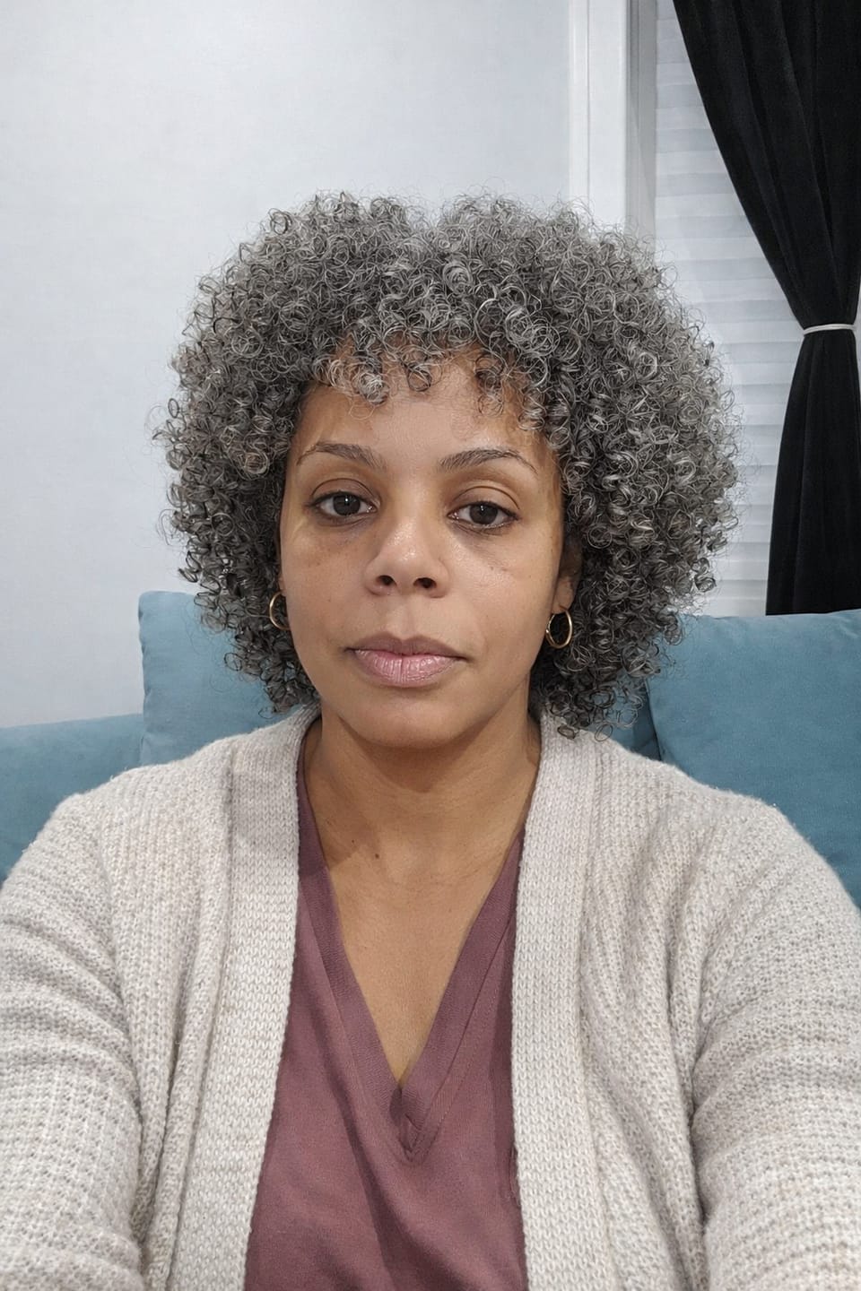 Customer photo review of Luvwin Salt And Pepper Ringlet Curls Wig With Bangs