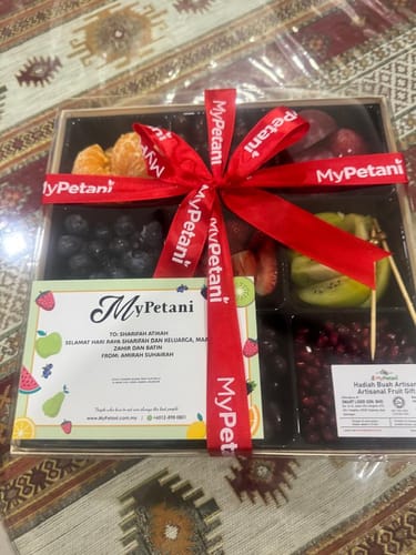 Customer photo review of Borneo Island Fruit Platter (L)