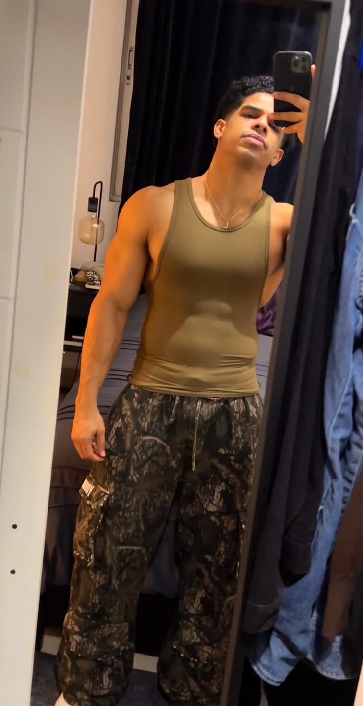 Customer photo review of 2133 - Tree Camo Baggy Sweats