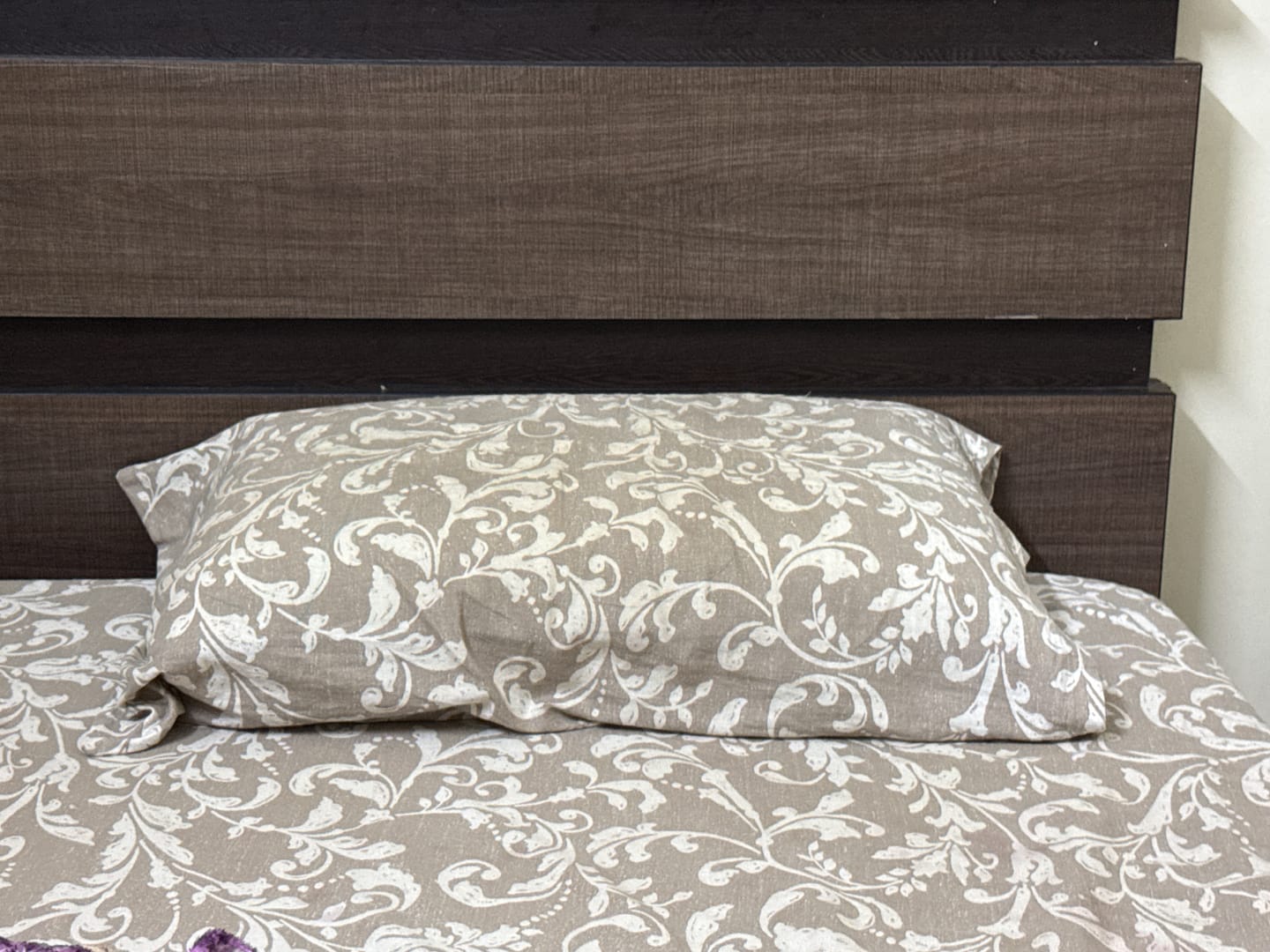 Customer photo review of Flo Adjustable Pillow (Memory Foam)