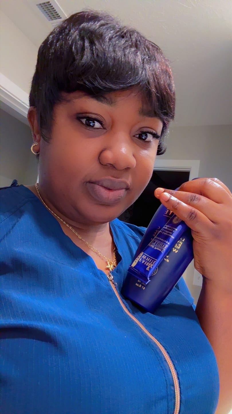 Customer photo review of Face and Body Antioxidant Exclusive Combo