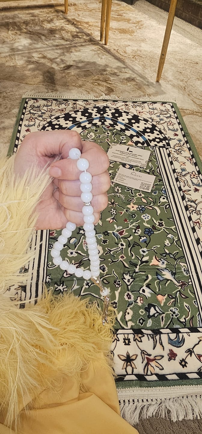 Customer photo review of Minbar Al Rawda Padded Prayer Mat