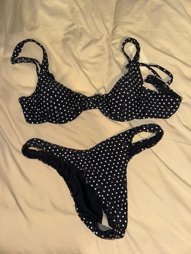 Customer photo review of Seamolly Polka Dot Picot Trim Bowknot Decor Underwire Bikini Set