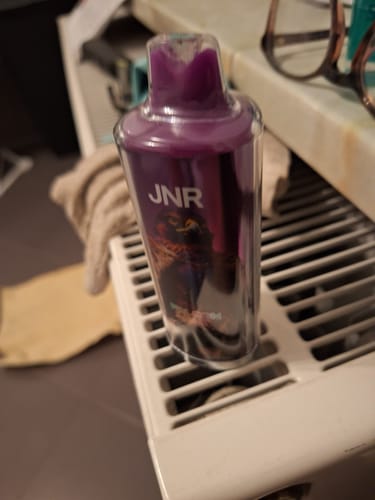 Customer photo review of JNR - Falcon Bar 48K - Puff Jetable / Vape Disposable 2% Nicotine