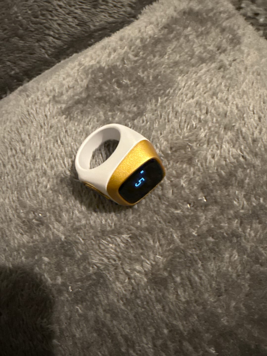 Customer photo review of ZIKR Smart Ring – White Digital Tasbih