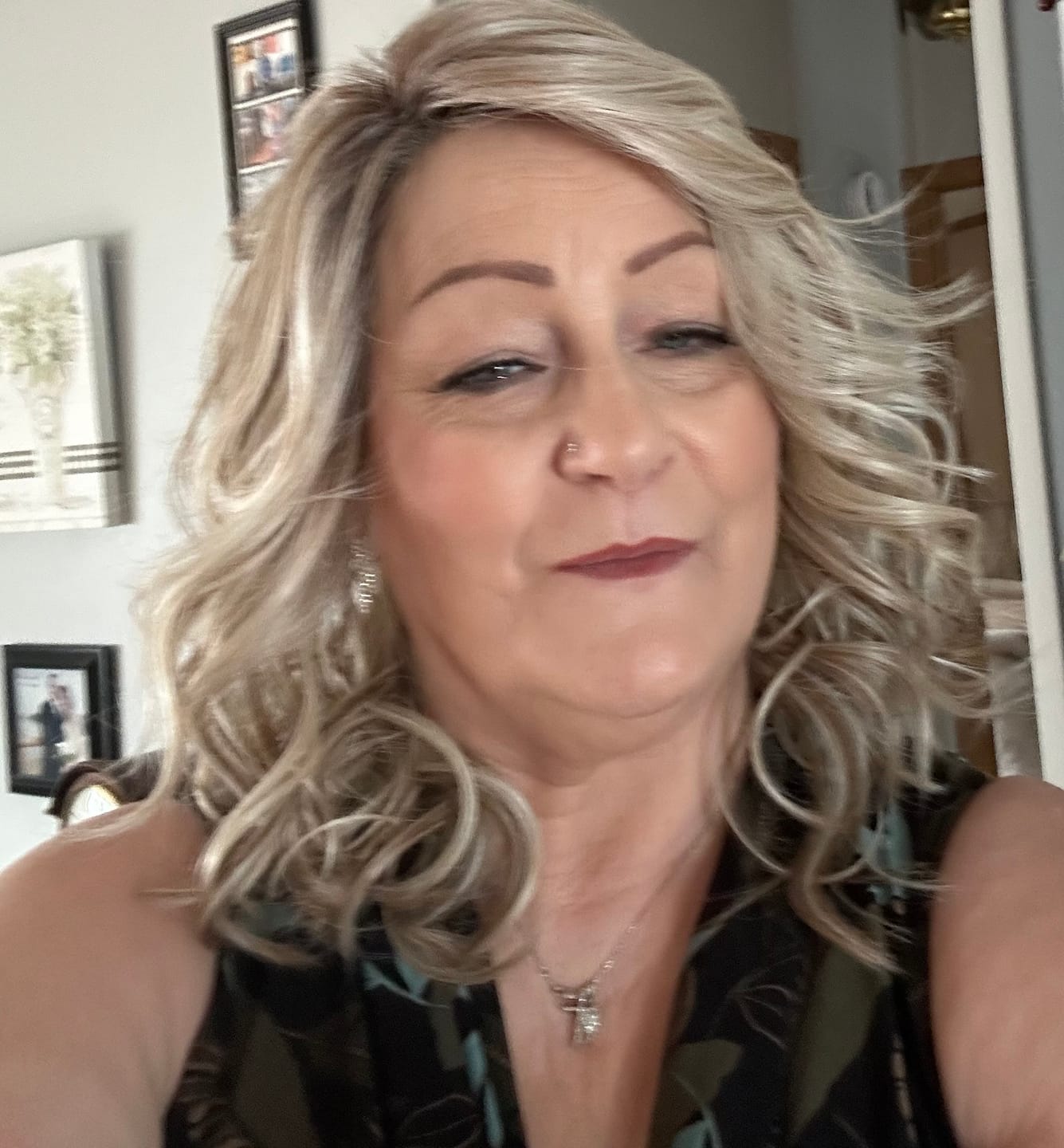Customer photo review of FIRST CHOICE - Neutral Sand Blonde