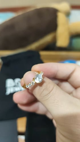 Customer photo review of 1.5ct Slovenia Engagement Ring