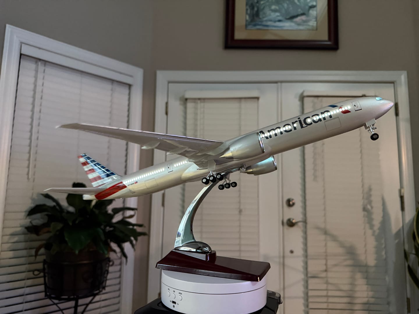 Customer photo review of Motorized Rotating Display Stand - 13.8cm  - 3KG