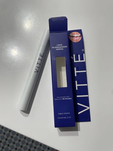 Customer photo review of Lápiz Blanqueador VITTÉ